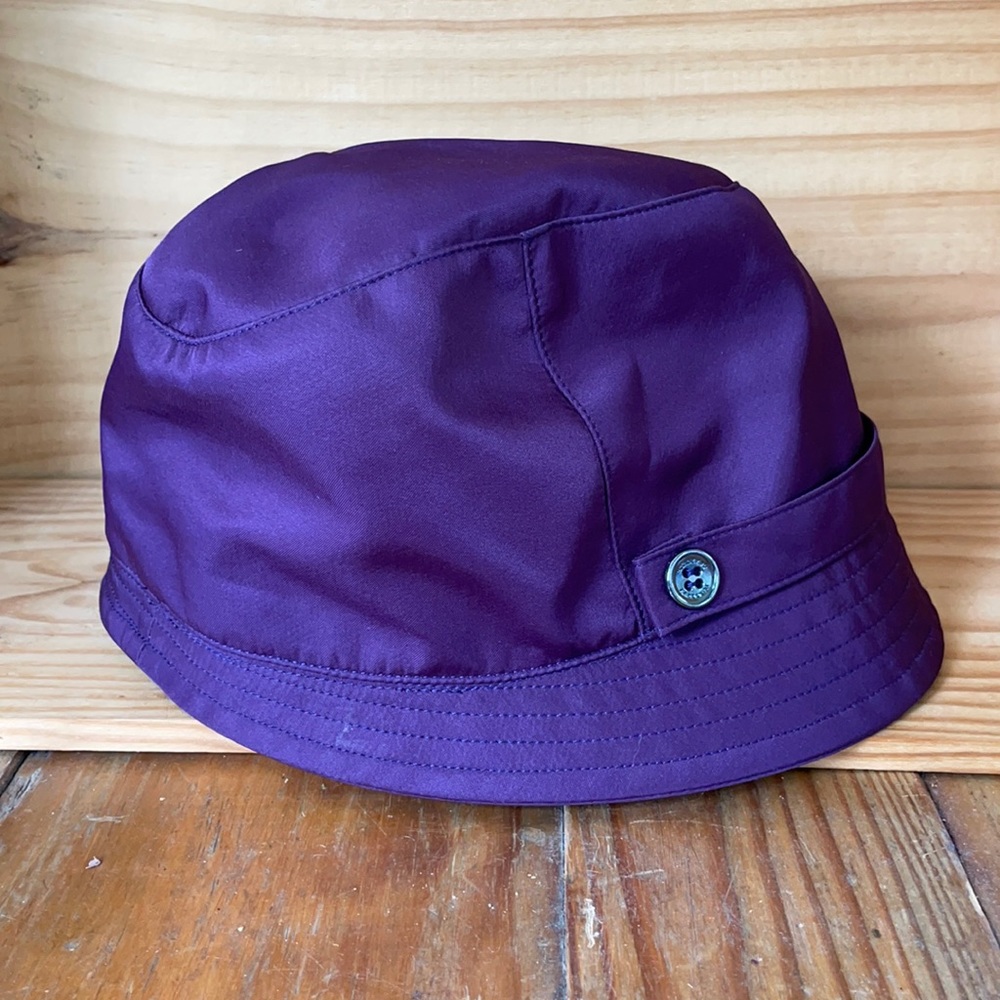 Burberry purple rain bucket hat